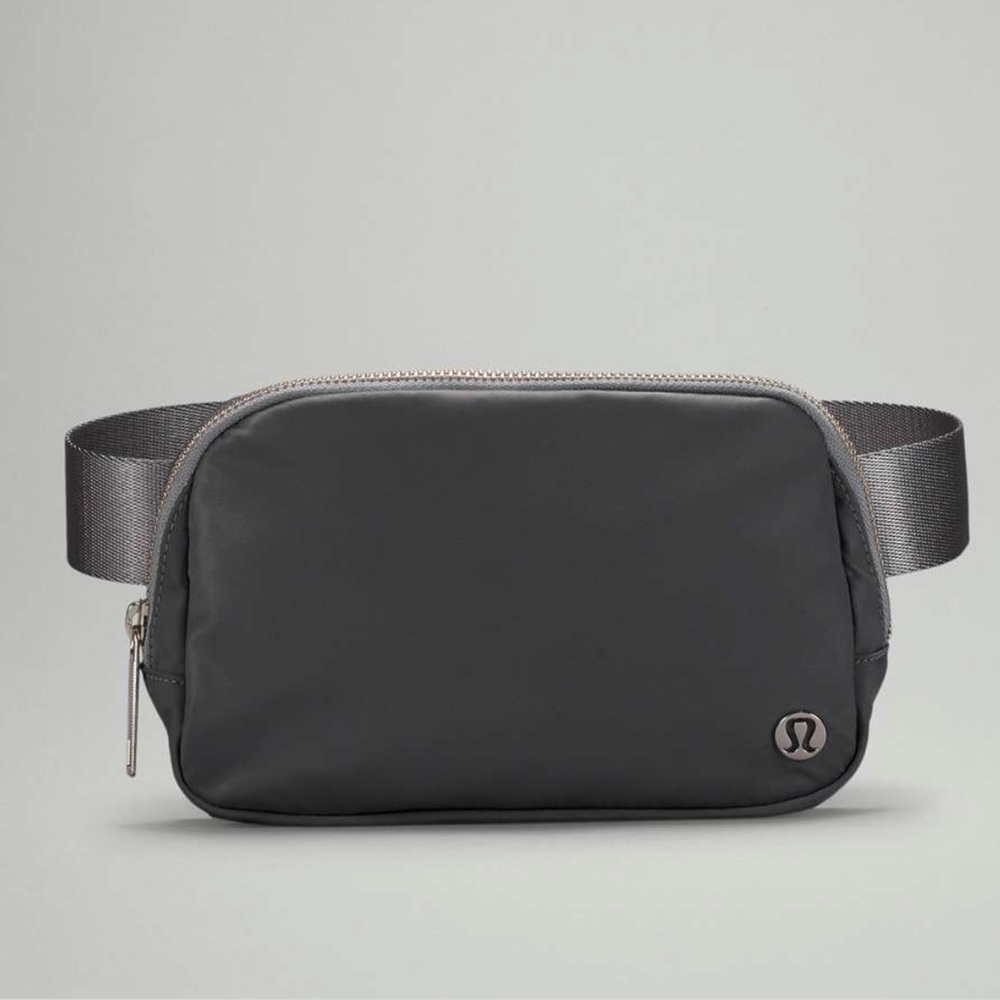 OG Lululemon Everywhere Belt Bag Asphalt Grey